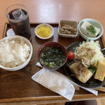 おもてなし食堂 - 