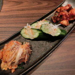 大仙　牛玄亭 - キムチ盛り合わせ