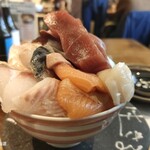 シハチ鮮魚店 - シハチ海鮮丼