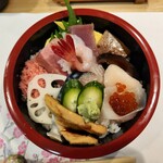 Sushi Dokoro Futaba - チラシランチ(1200円)です。