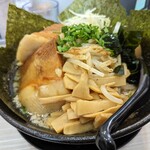 らあめん 一撃 - 塩ラーメン＋全部のせ