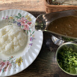 Akaneya Coffee Ten Ekimae Ten - Nozawana and Beef Curry Rice