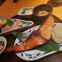 伊豆の旬 やんも 丸の内店 - 