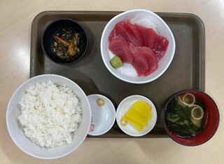 Maguro Resutoran - まぐろ刺身定食