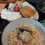 広島名物 牡蠣一番 - カキフライ  牡蠣飯