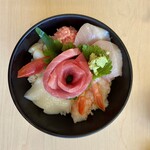 まぐろレストラン - 海鮮丼