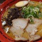 Ajisen Ramen Se - 味千らーめん(770円)