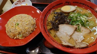 Ajisen Ramen Se - 味千らーめん(770円)チャーハンセット(420円)