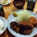 とんかつこぶた - ロースカツ定食 1500円