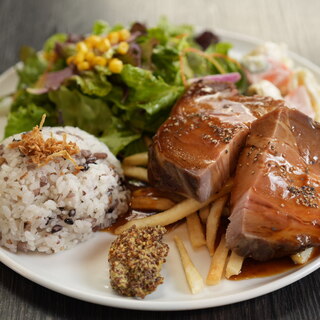 毎週変わる季節のランチメニュー/11:30-15:30