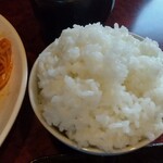館野食堂 - チキン南蛮定食のご飯（普通でもてんこ盛り）