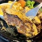 Ikinari Suteki - ワイルドハンバーグ、チーズソース