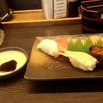 回転寿司ととぎん - ランチＢ　　玉子をすでに食べてしまった。（汗）