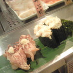 魚がし日本一 立喰寿司 - 焼きげそ・つぶ貝サラダ