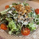 Mushroom and arugula balsamic salad