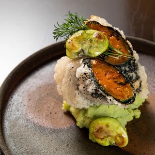 A dish that stimulates all five senses and tastes. A commitment to "vessels" that add depth.