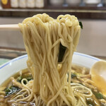 中国餐館 生駒軒 - ルースー麺 麺リフト♪