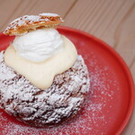 2KOTI - 【2023.03】ざくざくシュークリーム(税込550円)