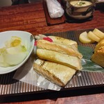 Nodoguro No Akubi - 漬物、なんか焼き魚(ﾟmﾟ*)ﾌﾟｯ、だし巻き卵な前菜的サムシング