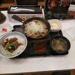 Yoshinoya - 鉄板牛焼肉定食ご飯大盛り、納豆