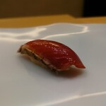 鮨 なんば - 鰹(和歌山)　浜松のもちがつおは食べたことは無いですが、確かにモチモチ