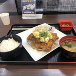からあげ、定食、丼 がブリチキン。 - 
