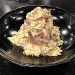 創作麺工房 鳴龍 - チャーシューご飯（わさびマヨネーズソース）¥400