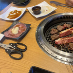 Shiawaseno Yakiniku Tabehoudai Kamimura Bokujou - 