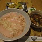うどん屋 ギビツミ - 肉汁つけ麺、ふきのとうの天ぷら