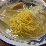 ラーメン浜っ子 - 麺