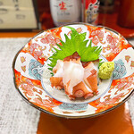 Shukou Mizuno - ◯ 真蛸のお刺身　しかし料理が映える器ですね。