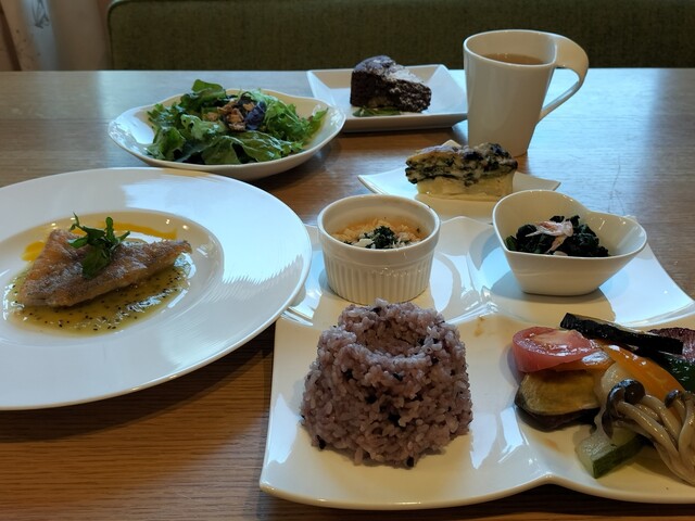 カフェレストラン バンビーナ 利府 | 落ち着いたカフェでランチ