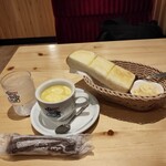 Kohi Dokoro Komeda Kohiten - 