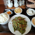 曲家・骨湯米線 - いんげんとひき肉炒め定食¥750