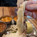 グルガオン - チーズクルチャのチーズがトロ～(*￣∇￣)ノ