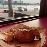 カフェ&ダイニング ヘミングウェイ - 