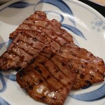 Negishi - ねぎしセットの牛たん　白たんの薄切り！