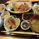 四季のご馳走や 和 - ◆週替わり御膳 1,000円税込
      国産牛ステーキと刺身セット
      ＋白飯(大盛無料).サラダ.小鉢.漬物.味噌汁
      