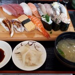 ジャンボおしどり寿司 ビアレヨコハマ金沢店 - 満腹にぎりセット　1450円