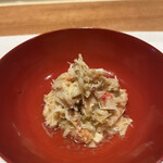 曙橋 かず - おまかせコース７７００円。毛蟹味噌酢和え。三杯酢に蟹味噌を加えてコクを出し、身と合わせたものです。蟹を頬張る幸せ♩ とーっても美味しくいただきました（╹◡╹）（╹◡╹）