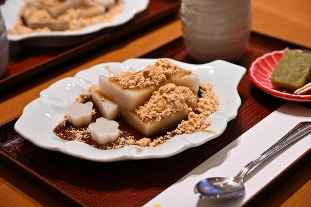 Kuzumochi Honpo Sumiyoshi - Kawasakidaishi/Japanese traditional