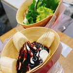 てんとう虫 - ⬇️チョコバナナ生クリーム⬆️ツナ野菜たまごクレープ