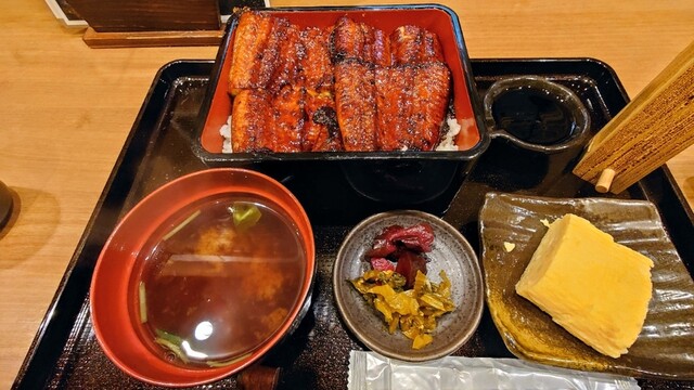 うなぎぬ 20038 愛知一色産うなぎの蒲焼 6袋 | 三越伊勢丹