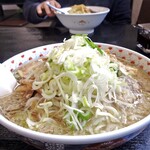 関屋 福来亭 - チャーシューメンマラーメン（大盛・ネギトッピング・大油）