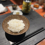 江戸前晋作 - 完璧なタイミングで仕上がる土鍋で炊いたご飯