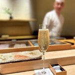 匠 進吾 - シャンパーニュ。