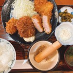 とんかつ＆エビフライ 囲炉裏 - 