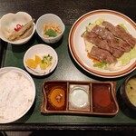 Ajidokoro Ichifuku - 枕崎牛の焼肉定食