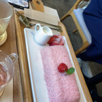 Seoul Cafe - 苺糸かき氷