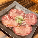 Koube Gyuu Yakiniku Techangumu - 